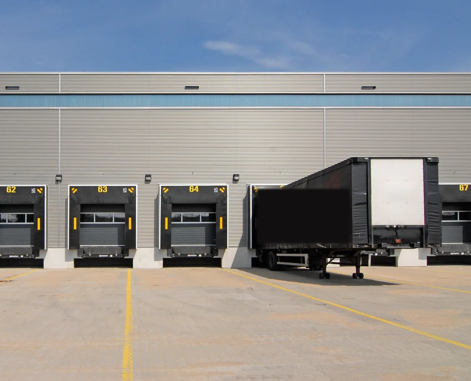 Commercial Roofing for Logistics and 3PL Operators in Moreno Valley, CA
