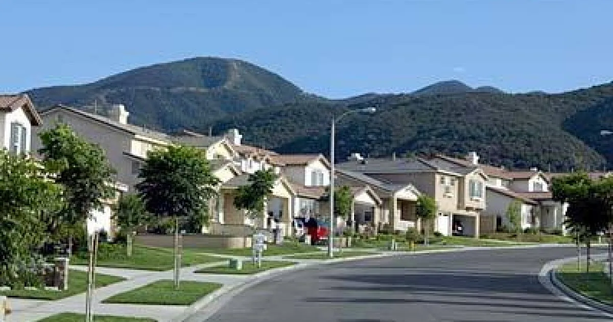 Commercial Roofing in Corona, CA