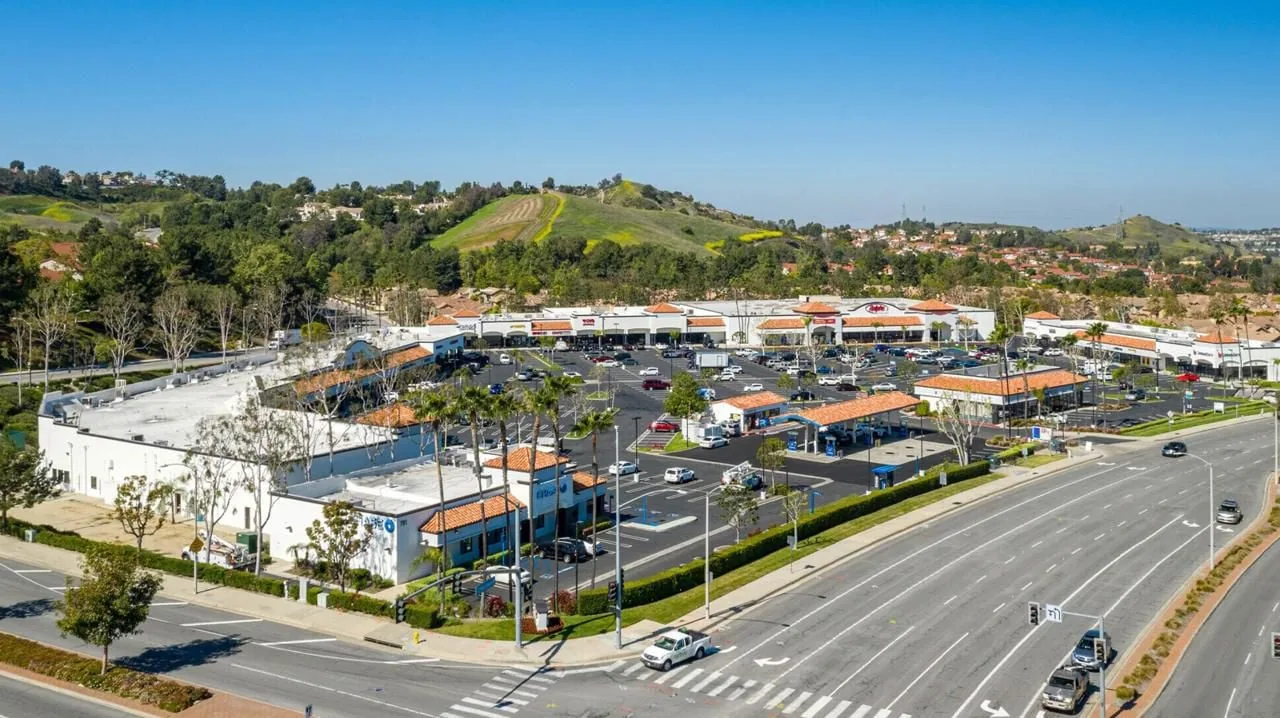 Commercial Roofing in Sycamore Canyon Industrial Area, Riverside, CA